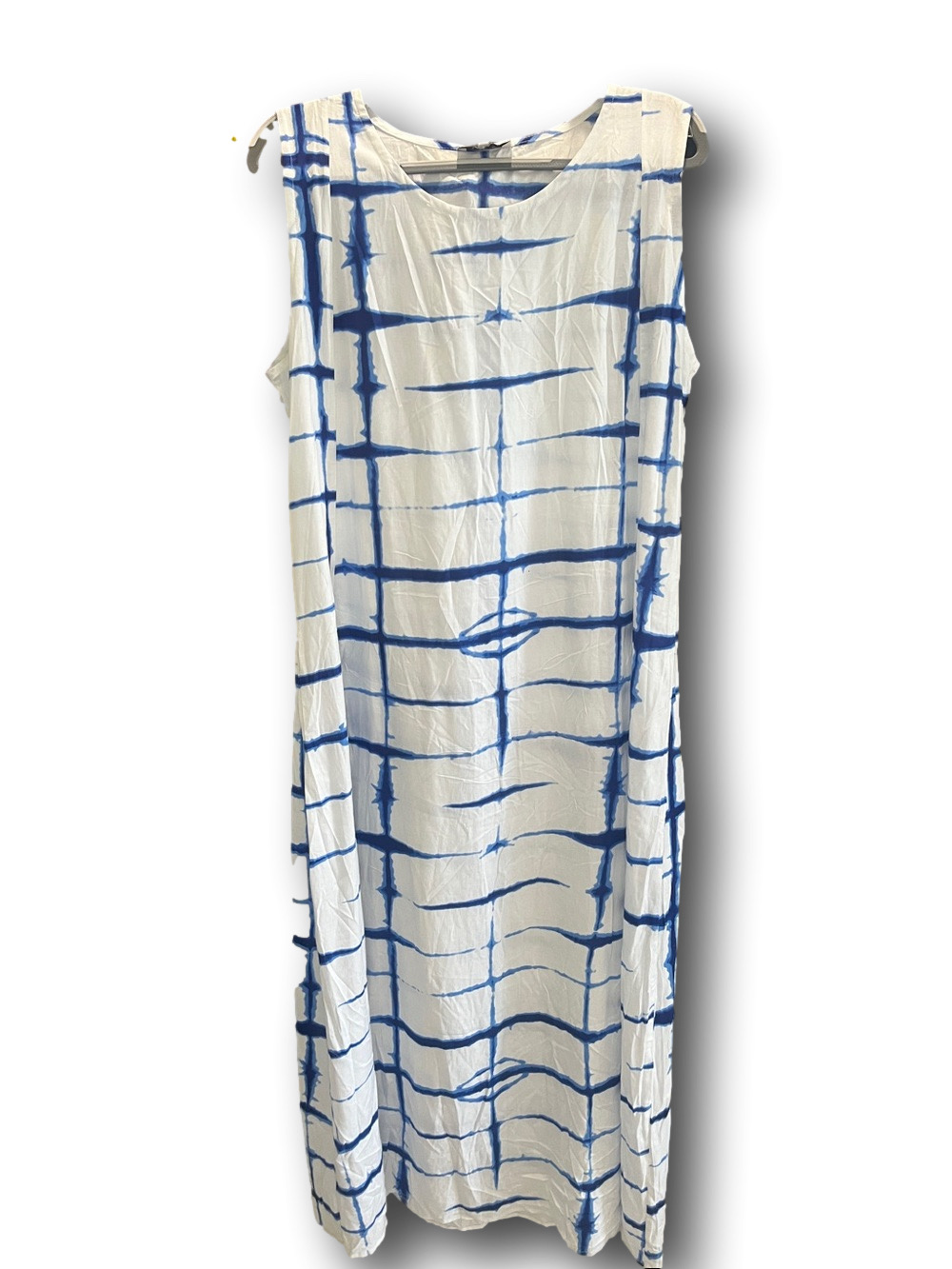 b Boutique by Evergreen Sleeveless Blue Tie-Dye Maxi Dress - White & Blue